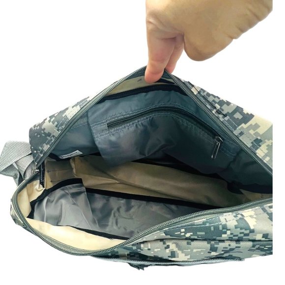 EastWest Diaper/Tote Bag Camo Design EUC - Picture 10 of 12